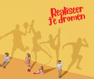 Realiseer je dromen uitgebeeld als 4 kinderen die voor een muur zitten - hun schaduw toont het beeld van wie ze later willen worden, dus van hun dromen.